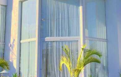 Imagem: A casa em condomínio possui 5 Dormitórios, 5 Banheiros, 5