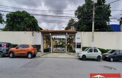 Imagem: A casa possui 2 Dormitórios, 2 Banheiros, 1 Vaga na garagem