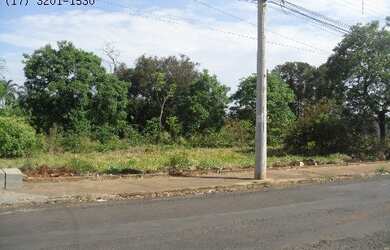 Imagem: O terreno possui 2.750m² de Área e está localizado em Estância