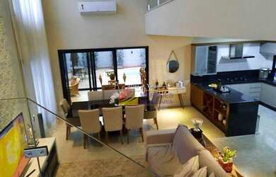 Imagem: A casa em condomínio possui 3 Dormitórios, 5 Banheiros, 4