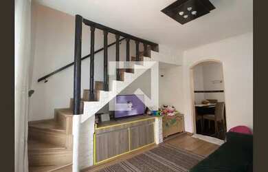 Imagem: A casa possui 2 Dormitórios, 2 Banheiros, 1 Vaga na garagem