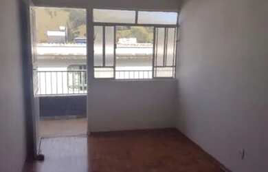 Imagem: O apartamento possui 2 Dormitórios, 2 Banheiros, 96m² de Área