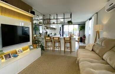 Imagem: A casa possui 3 Dormitórios, 2 Banheiros, 1 Vaga na garagem