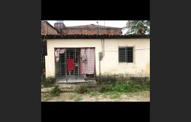 Imagem: A casa possui 2 Dormitórios, 1 Banheiro e está localizado