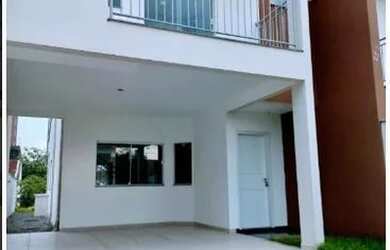 Imagem: A casa possui 3 Dormitórios, 3 Banheiros, 2 Vagas na garagem