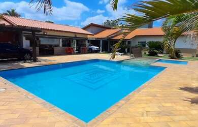 Imagem 4: Casa de condomínio. Piscina, Churrasqueira, Lareirae5 Banheiros