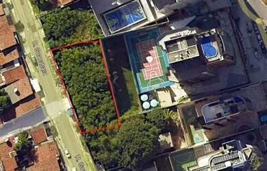 Imagem: O terreno possui 889m² de Área e está localizado em Areia