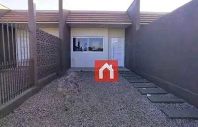 Imagem: A casa possui 2 Dormitórios, 1 Banheiro, 1 Vaga na garagem