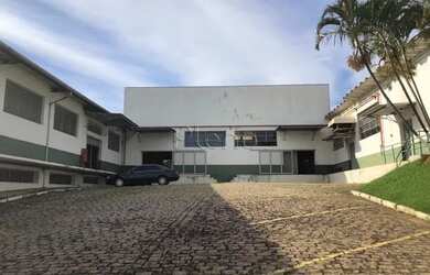 Imagem: O depósito possui 11.000m² de Área e está localizado em