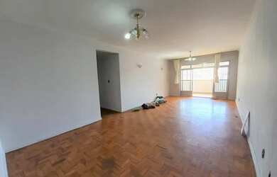 Imagem: O apartamento possui 3 Dormitórios, 3 Banheiros, 140m² de