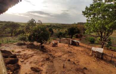 Imagem 14: Arrenda-se sítio em Bernardino De Campos com 7,197492 hectares, ROD....