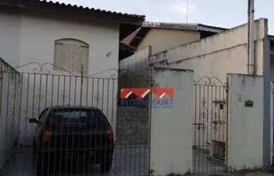 Imagem: A casa possui 2 Dormitórios, 1 Banheiro, 1 Vaga na garagem