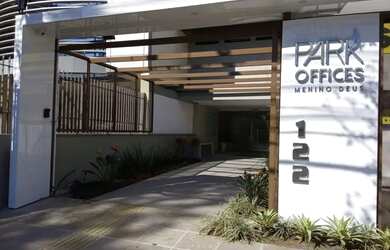 Imagem 7: Sala com 4 Dormitorio s localizado a no bairro Menino Deus em Porto Alegre...
