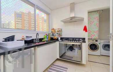 Imagem 11: Apartamento à venda em Vila Andrade com 138 m², 3 quartos, 3 suítes, 3 vagas