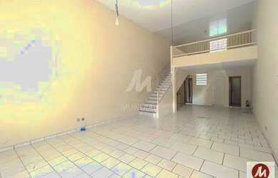 Imagem: O depósito possui 2 Vagas na garagem e 110m² de Área e está