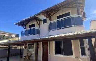 Imagem: A casa em condomínio possui 4 Dormitórios, 4 Banheiros, 4