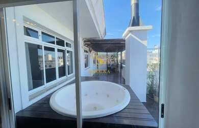 Imagem: O apartamento na cobertura possui 3 Dormitórios, 1 Banheiro