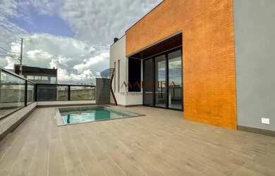 Imagem: A casa em condomínio possui 3 Dormitórios, 4 Banheiros, 5