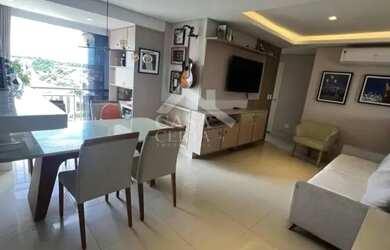 Imagem: O apartamento possui 3 Dormitórios, 1 Banheiro, 2 Vagas na