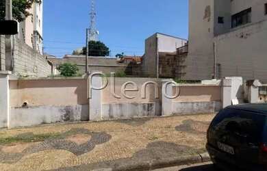 Imagem: O terreno possui 740m² de Área e está localizado em Bonfim