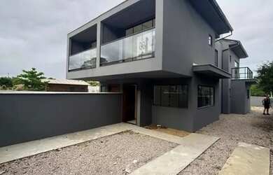 Imagem 3: Sobrado para Venda em Imbituba, Alto arroio, 2 dormitórios, 2 suítes,...