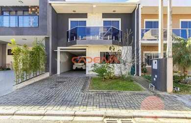 Imagem: A casa em condomínio possui 3 Dormitórios, 2 Banheiros, 3