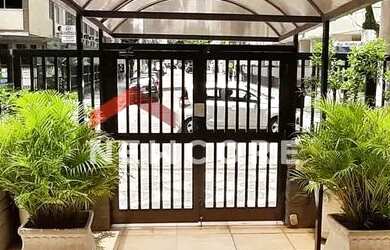 Imagem: O apartamento possui 3 Dormitórios, 2 Banheiros, 1 Vaga na