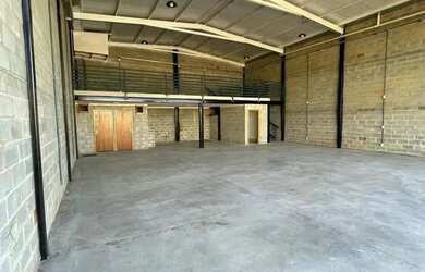 Imagem 5: GALPÃO 234m². Imóvel novo, 234m² de Áreae2 Banheiros