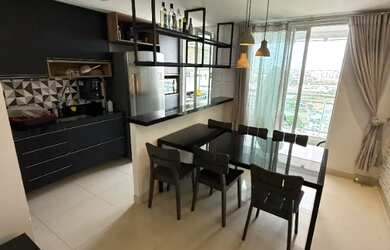 Imagem: O apartamento possui 2 Dormitórios, 2 Banheiros, 1 Vaga na