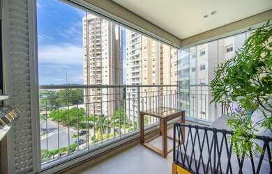 Imagem: O apartamento possui 3 Dormitórios, 2 Banheiros, 2 Vagas na