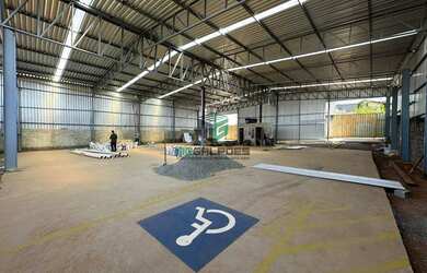 Imagem: O depósito possui 635m² de Área, Imóvel novo e está localizado