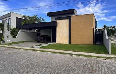 Imagem: A casa em condomínio possui 3 Dormitórios, 4 Banheiros, 4