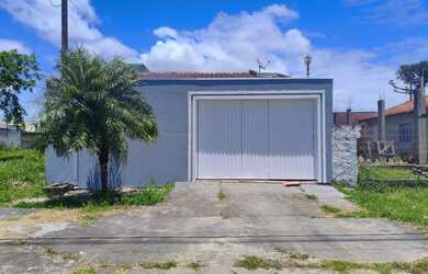 Imagem: A casa possui 2 Dormitórios, 2 Banheiros, 1 Vaga na garagem