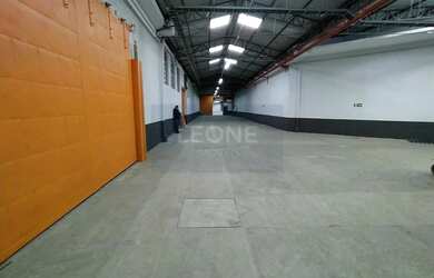 Imagem 4: Galpão para Locação em São Paulo, Brás, 6 banheiros, 10 vagas