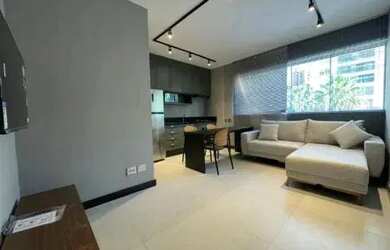 Imagem: O apartamento possui 1 Dormitório, 1 Banheiro, 1 Vaga na garagem