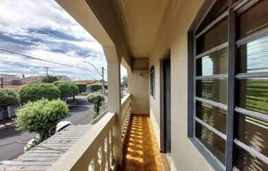 Imagem: A casa possui 1 Dormitório, 1 Banheiro, 50m² de Área e está