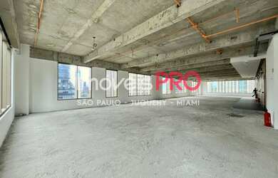 Imagem: O depósito para alugar possui 5 Vagas na garagem, 608m² de