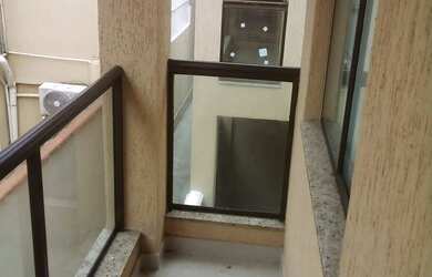 Imagem: A casa em condomínio possui 2 Dormitórios, 2 Banheiros, 1