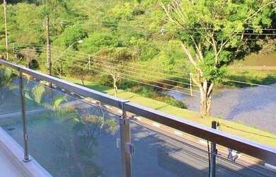 Imagem 4: Venda de casa com vista maravilhosa no condomínio Arujá 5