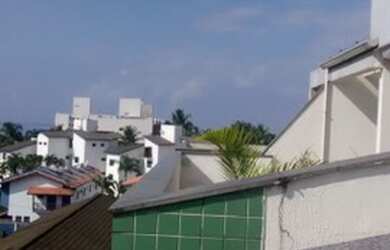 Imagem: O apartamento possui 3 Dormitórios, 1 Banheiro, 2 Vagas na