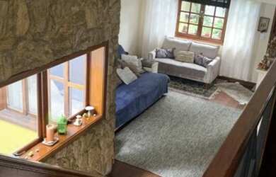 Imagem: A casa à venda possui 3 Dormitórios, 4 Banheiros, 4 Vagas