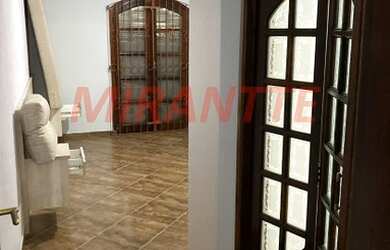 Imagem: A casa possui 3 Dormitórios, 3 Banheiros, 2 Vagas na garagem