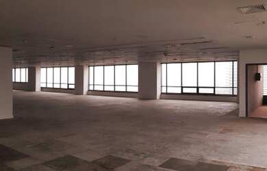 Imagem 6: Sala corporativa para locação de 359m² ao lado da Rodovia e Shopping