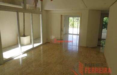 Imagem: A casa em condomínio possui 4 Dormitórios, 4 Banheiros, 4