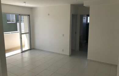 Imagem: O apartamento possui 2 Dormitórios, 1 Banheiro, 2 Vagas na