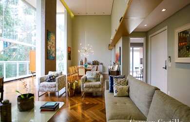 Imagem: O apartamento possui 4 Dormitórios, 5 Banheiros, 5 Vagas na