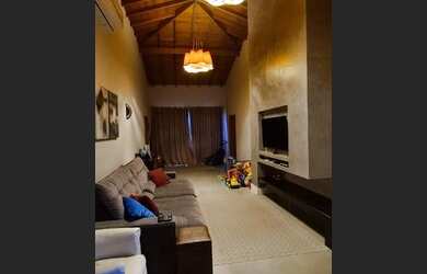 Imagem 3: CASA JUNDIAÍ MEDEIROS. Piscina, Churrasqueira, Ar-condicionadoeÁrea...