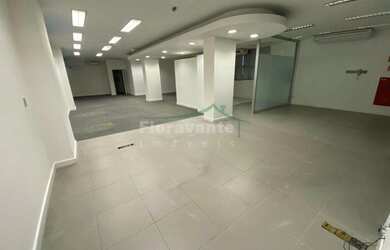 Imagem: O depósito possui 268m² de Área e está localizado em Vila