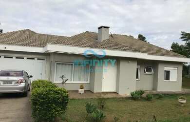 Imagem: A casa em condomínio possui 3 Dormitórios, 3 Banheiros, 3