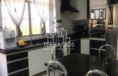 Imagem 8: ÓTIMO SOBRADO COM AT 200 M² E AC 170 M² EM BAIRRO COM TOTAL INFRAESTRUTURA...